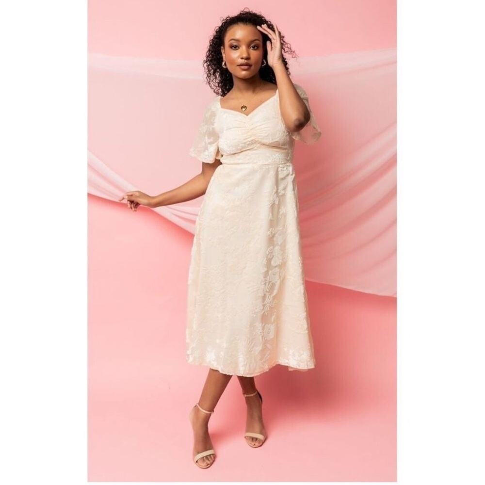Baltic Born Mera Cream Velvet Floral Flutter Sleeve Midi Dress